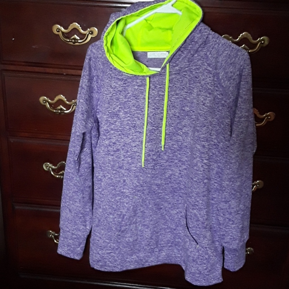 🦋Athletic hooded sweatshirt Like New🦋 Medium
